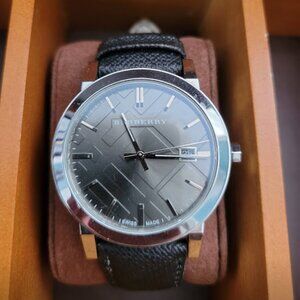Burberry Men's Dress Watch Black Leather